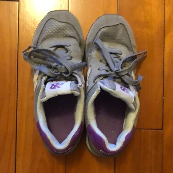 New Balance shoes - Picture 1 of 6